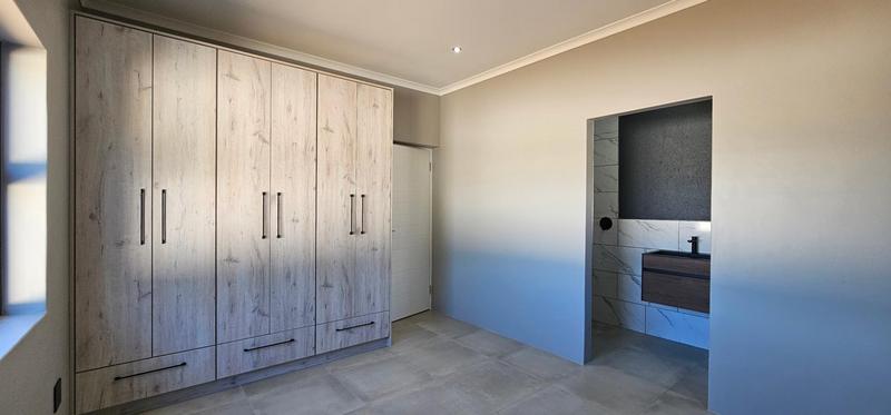 3 Bedroom Property for Sale in Myburgh Park Western Cape